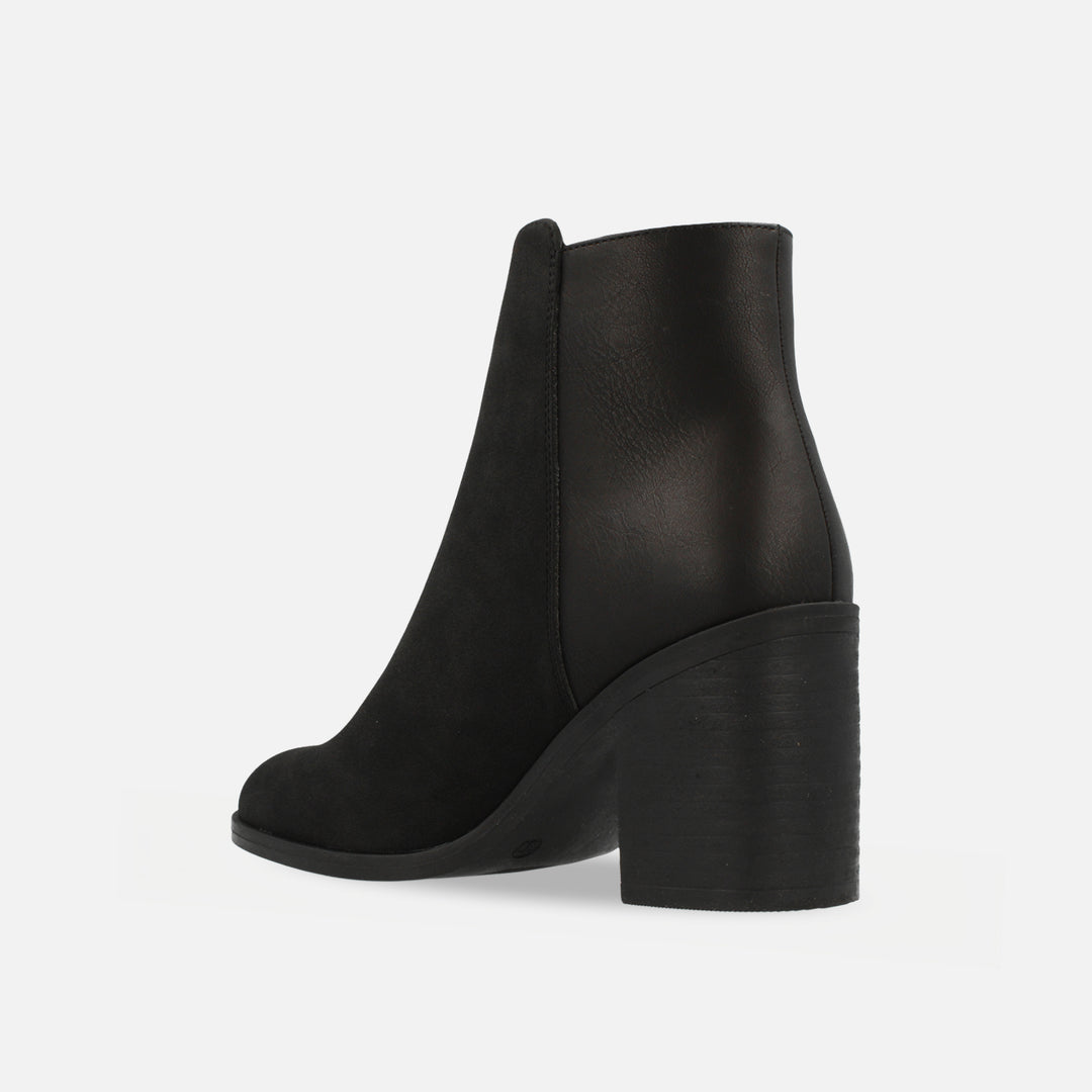 Wrangler Abigail Woman Mid