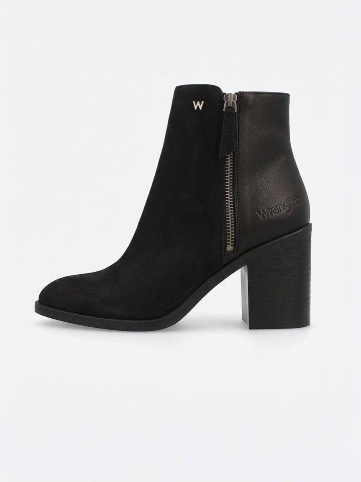 Wrangler Abigail Woman Mid